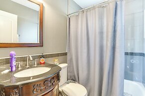 Fish, Swim & More: Lakefront Retreat in Ocklawaha!