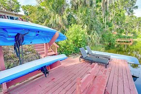 Fish, Swim & More: Lakefront Retreat in Ocklawaha!