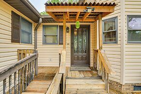 5 Mi to Lake Robinson: Bbq-ready Home w/ Pool