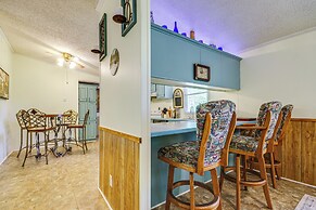 4 Mi to Bennett Spring SP: Dog-friendly Home!