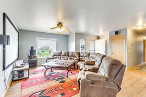 1 Mi to Dtwn: Family Retreat in Cedaredge!