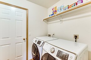 1 Mi to Dtwn: Family Retreat in Cedaredge!