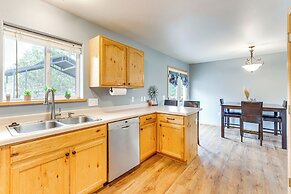 1 Mi to Dtwn: Family Retreat in Cedaredge!