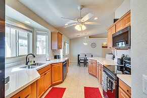 3 Mi to Lake & Boat Ramp: Lake Havasu City Home!