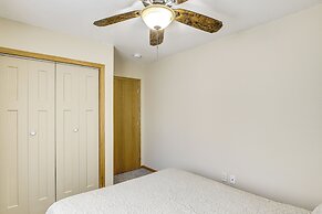 1 Block to Dtwn Oskaloosa: Family Home w/ Deck!