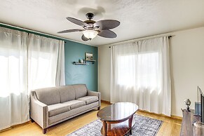 1 Block to Dtwn Oskaloosa: Family Home w/ Deck!