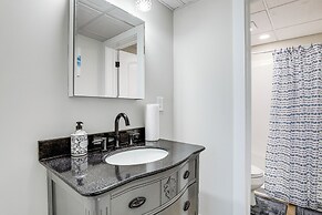 Contemporary Couple's Retreat in Atlanta!