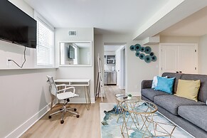 Contemporary Couple's Retreat in Atlanta!