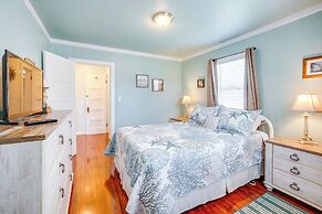 Walk to Gold Beach: Charming Cottage w/ Yard!