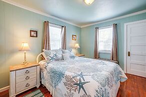 Walk to Gold Beach: Charming Cottage w/ Yard!
