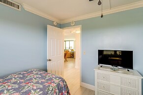 Hutchinson Island Condo w/ Views & Pool Access