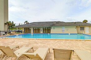 Hutchinson Island Condo w/ Views & Pool Access