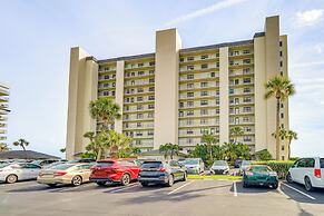 Hutchinson Island Condo w/ Views & Pool Access
