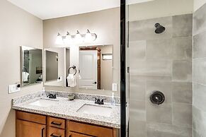 4 Mi to Fool Hollow Lake: Show Low Home w/ Hot Tub