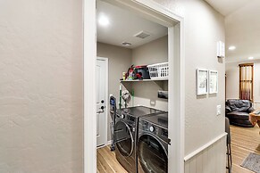 4 Mi to Fool Hollow Lake: Show Low Home w/ Hot Tub