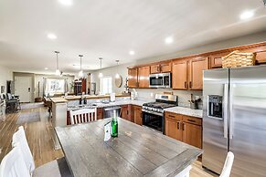 4 Mi to Fool Hollow Lake: Show Low Home w/ Hot Tub