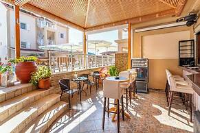 Elena Hotel Apartments