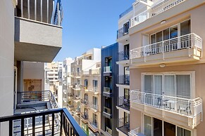 Cozy 2BR Sliema Getaway by the Water