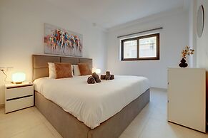 Cozy 2BR Sliema Getaway by the Water