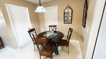 BlockHaven near Legoland & Disney