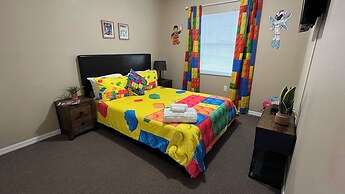 BlockHaven near Legoland & Disney