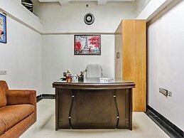 Signature Plaza By MERRIMENT