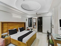 Signature Plaza By MERRIMENT