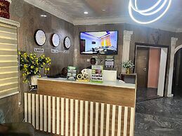 Marchforte-Courtyard Hotel