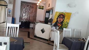 Konark Hotel