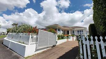 Seaview Garden House Close to Beach
