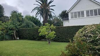 Seaview Garden House Close to Beach