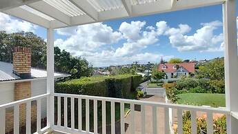 Seaview Garden House Close to Beach