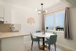 Delightful 2BR Mountain OceanSunset View