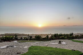 Delightful 2BR Mountain OceanSunset View