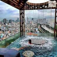 ZENITY Skyline Residences Suite