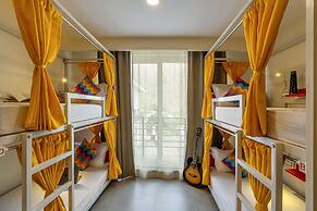 goSTOPS PLUS Rishikesh Tapovan