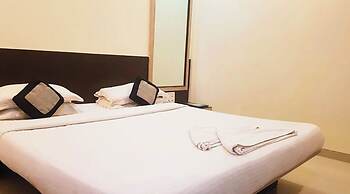 Hotel Shradha Saburi Palace Shirdi