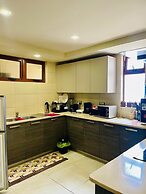 Luxury Oceanline Apartments-Shaza.