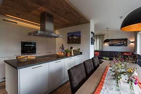 Chalet With Sauna and Natural Pool