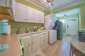 Stroll Into Town: Cozy Apartment in Kilmarnock