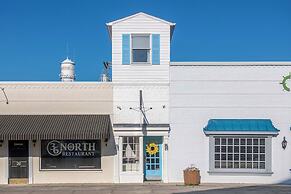 Stroll Into Town: Cozy Apartment in Kilmarnock