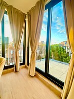 One Lux Stay Near Antwerp Central - 3 Bedroom 1.5 Bathroom