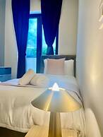 One Lux Stay Near Antwerp Central - 3 Bedroom 1.5 Bathroom