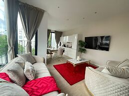 One Lux Stay Near Antwerp Central - 3 Bedroom 1.5 Bathroom