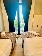 One Lux Stay Near Antwerp Central - 3 Bedroom 1.5 Bathroom