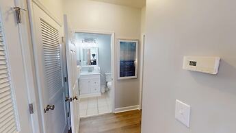 River Crossing 811 2 Bedroom Condo