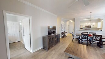 River Crossing 811 2 Bedroom Condo