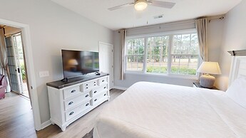 River Crossing 811 2 Bedroom Condo