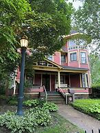 BBQ & Pets Welcome 6BR for 14 3 Bathrooms