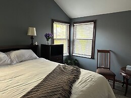 Spacious 3BR Stay Pet Friendly + Wi-fi